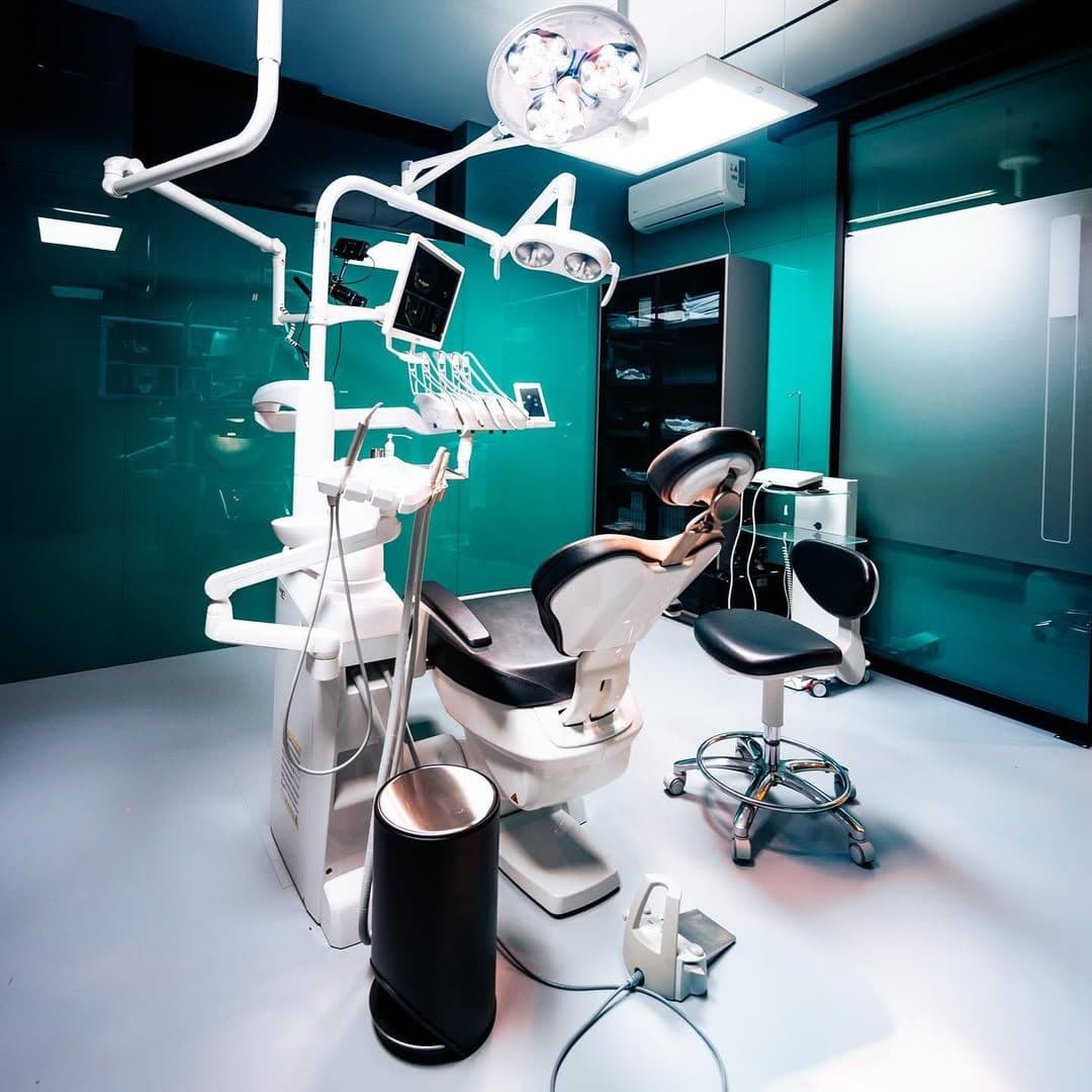 Projekt i perfunduar tek - ARB Advanced Dentistry